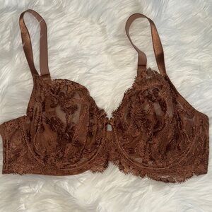 VS Lace Underwire Bra